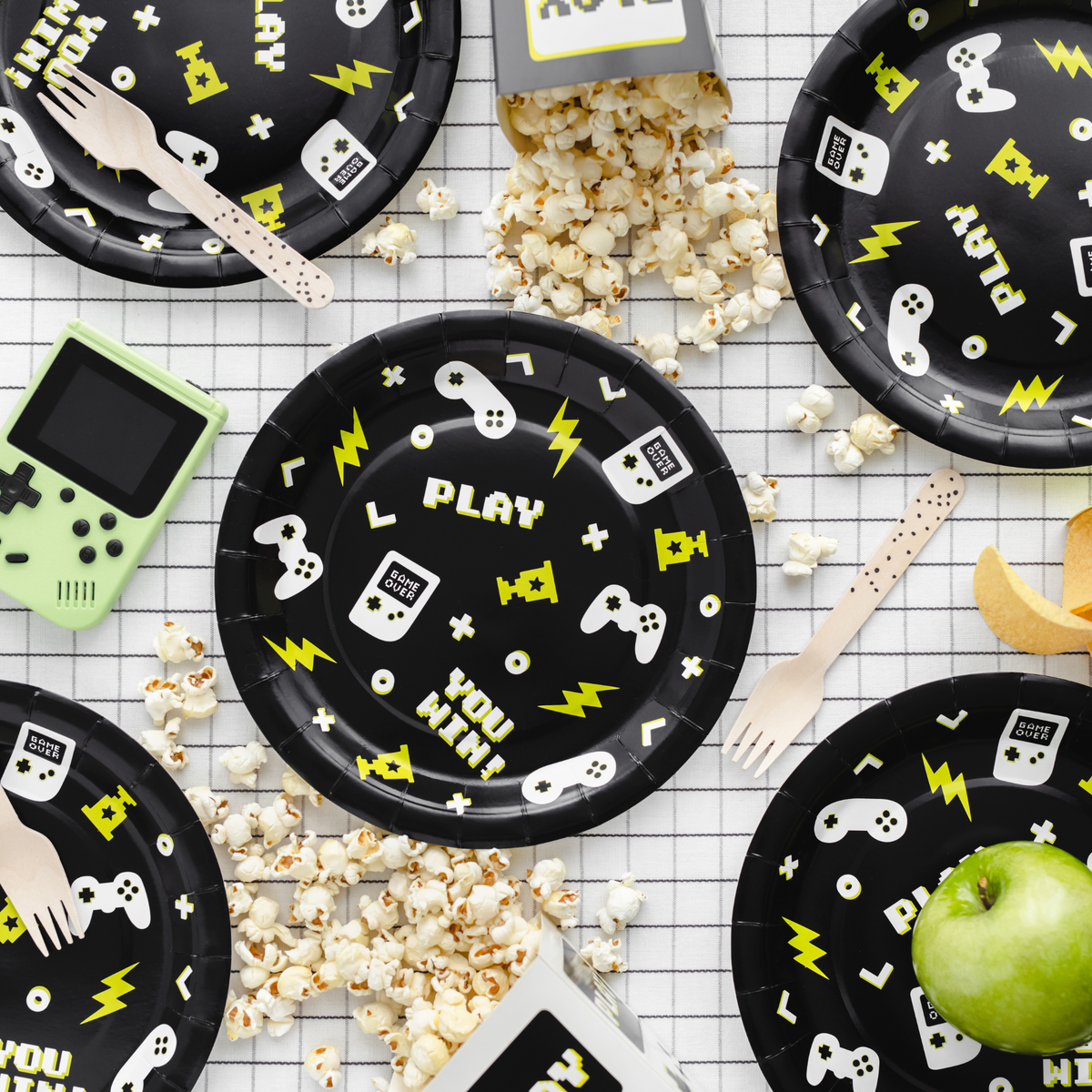 Gamepad Paper Plates Set