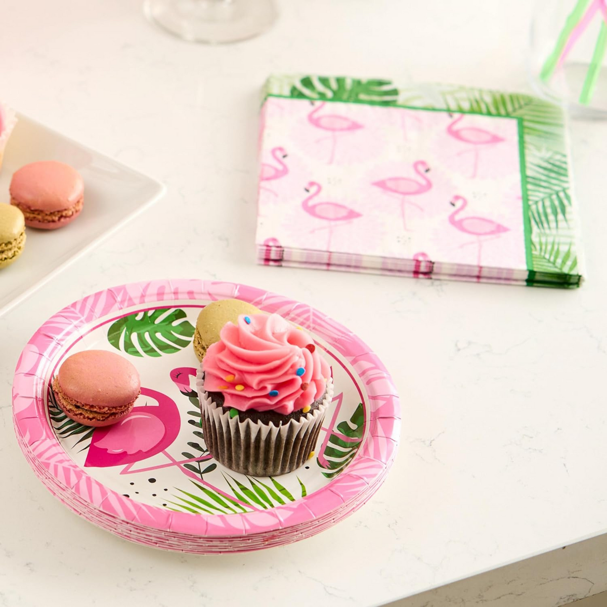 Flamingo-Themed Birthday Party Paper Napkins Set