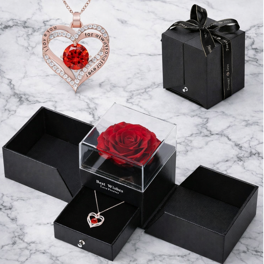 Elegant Gift Box with Necklace and preserved Flower