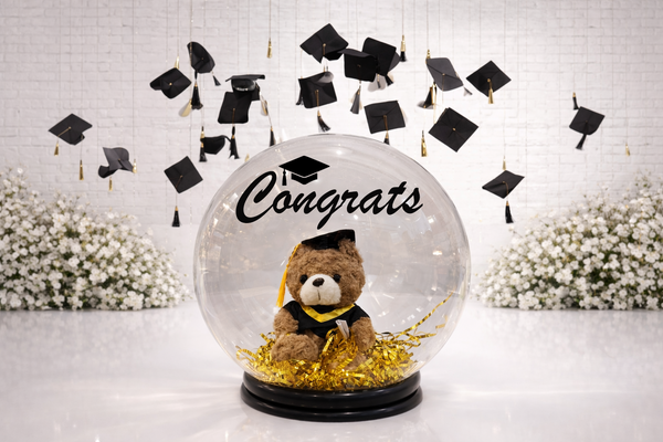 Graduation Congrats Bobo Balloon with Graduation Bear