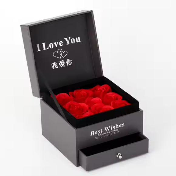 Necklace Gift Box with 9 Artificial Roses