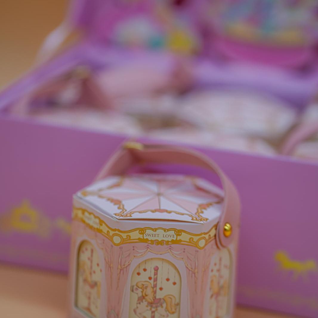 Garangao Carousel Boxes - Big box and 12 carousel box with candy
